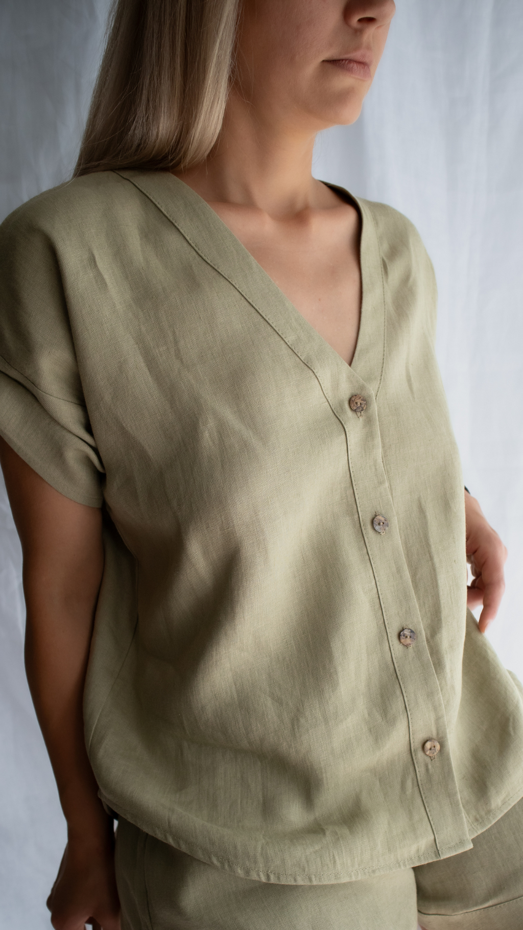 Natural Soft Linen "V-neck" Shirt